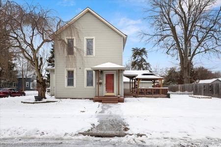 814 S 7th Street