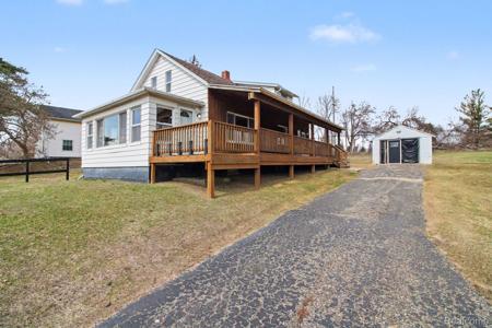 660 W Walton Boulevard