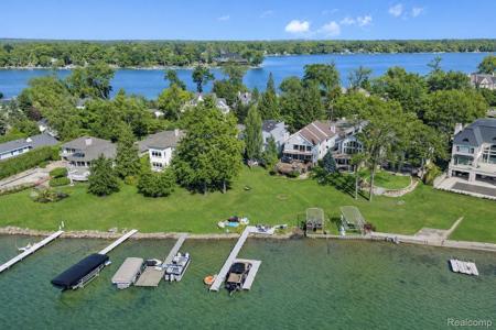 3217 Interlaken Street