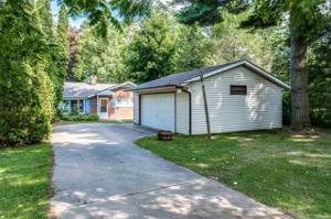 1959 S LAKESHORE