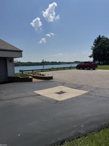 3995 River Road
