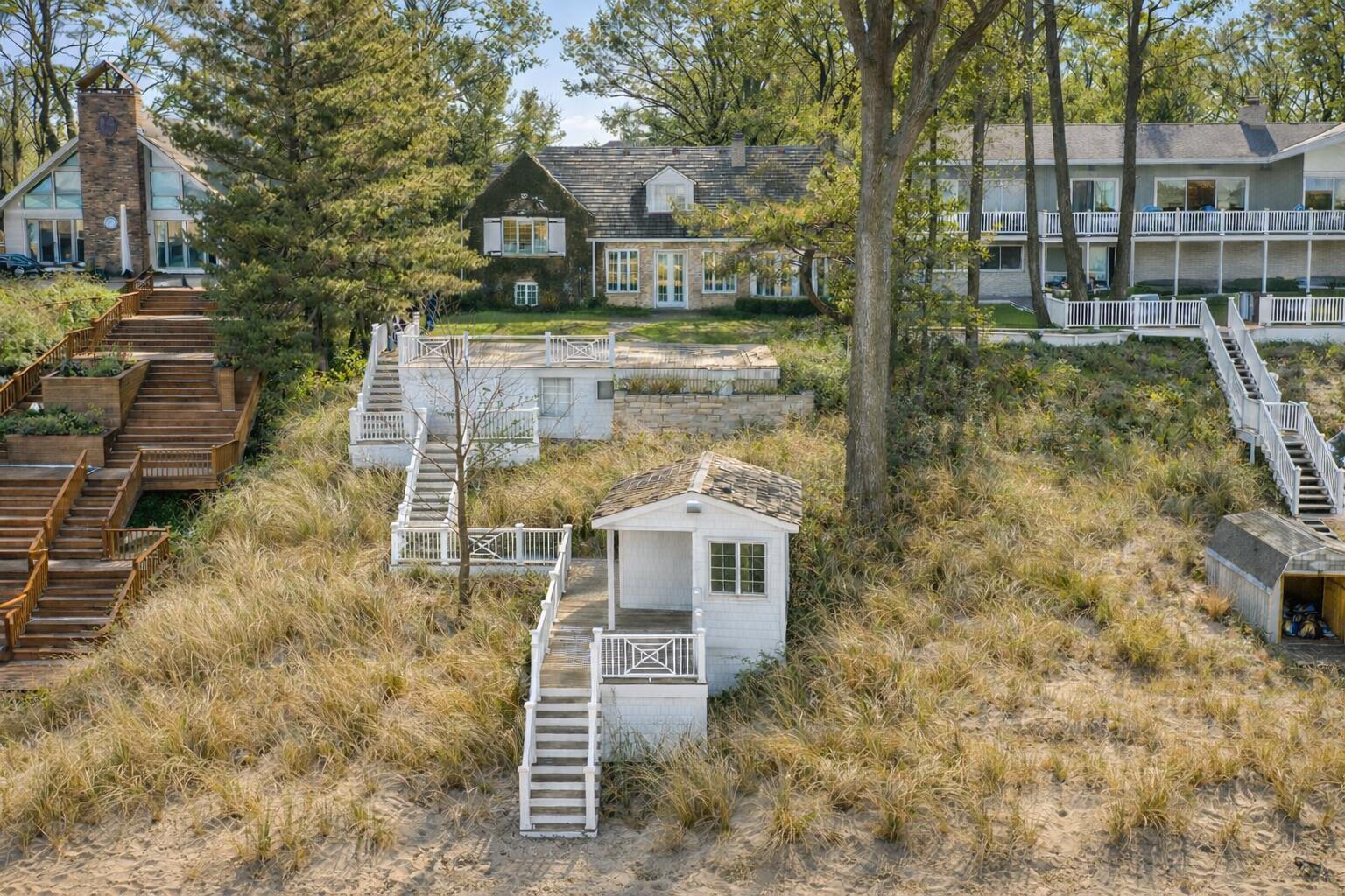 Image 3: 502 Marquette