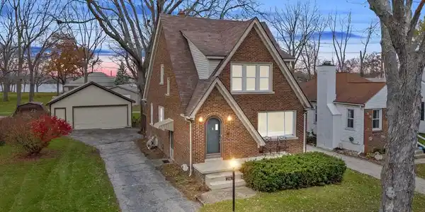 2361 SILVER Circle