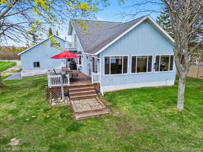 6230 Cedar Drive