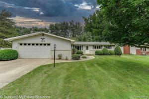 188 HOLIDAY Drive