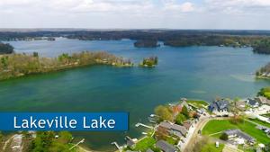 N Lakeville Road