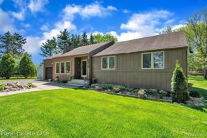 8816 HILTON Road