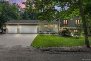 472 PLEASANTVIEW Street
