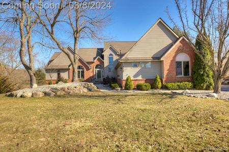 4414 Creekview Drive