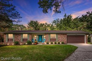 8955 ONANDAGA Road