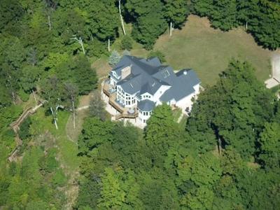 2855 Eleven Mile Road