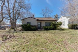 1585 ISLAND Drive