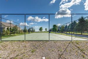 4460 LAKESHORE Road