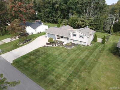 3248 N SHOREVIEW Drive