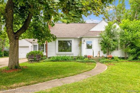 2784 Chadwick Drive