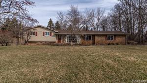 5870 DARBWOOD Lane
