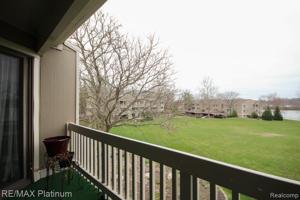 1655 Cliffs Landing