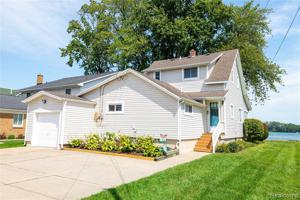 30615 ISLAND Drive