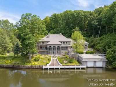 7635 Sandy Hollow Lane