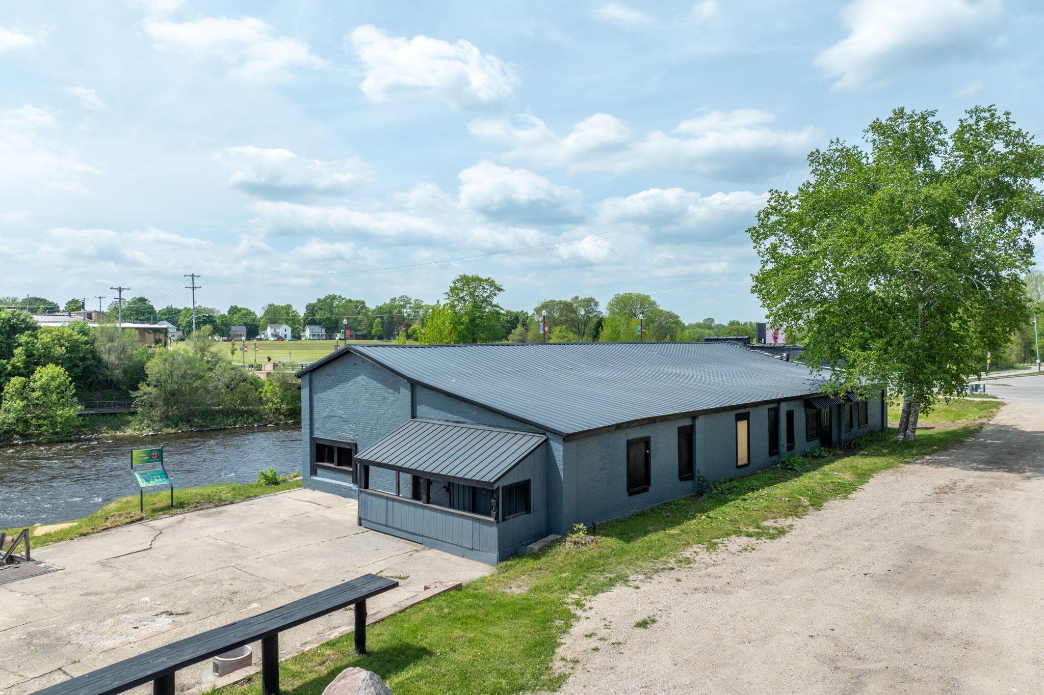 Image 2: 3-web-or-mls-DJI_0176-Edit