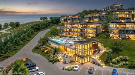 3575 Charlevoix Avenue