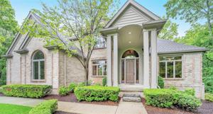 9275 WINDEMERE Court