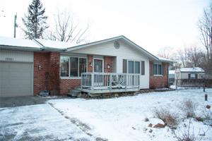 5555 CARROLL LAKE Road