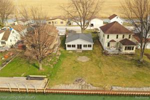 8260 ANCHOR BAY Drive