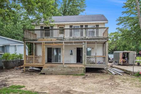 7122 Lake Road