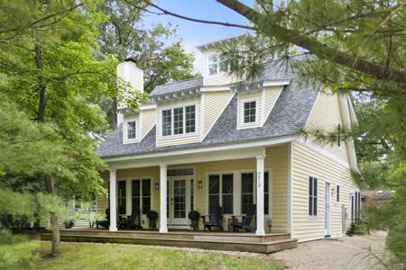 9912 Cottage Lane