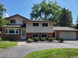 2260 BENSTEIN Road
