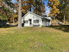 576 BLACK OAKS Trail