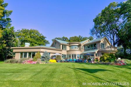 173 Oakwood Avenue