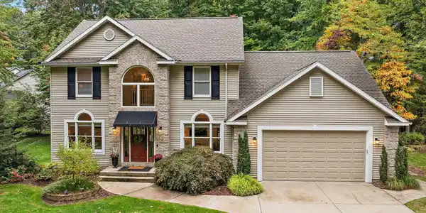 19053 N Fruitport Road
