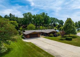 3365 LEDGEWOOD W
