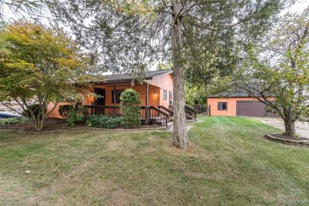 1223 Boulevard Drive