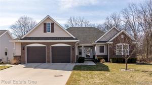 933 WHITLEY Circle