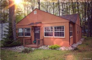 312 STRATFORD Drive