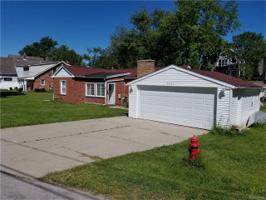 4660 LINWOOD