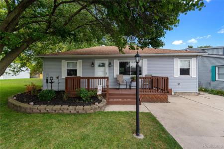 3119 Lakeview Street