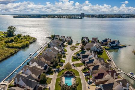 260 Keelson Drive