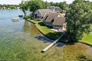 1807 UNION LAKE Road