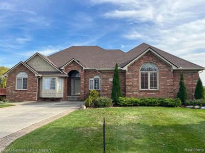 1130 S RIVER POINTE Lane