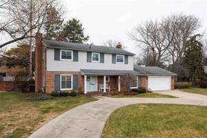 919 BALLANTYNE