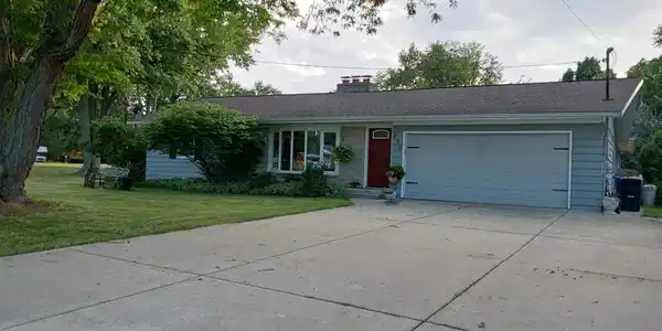 210 Pepperidge Lane
