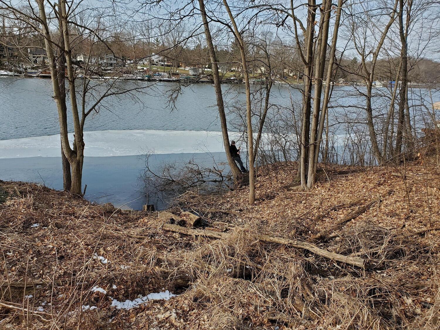 Image 3: 4