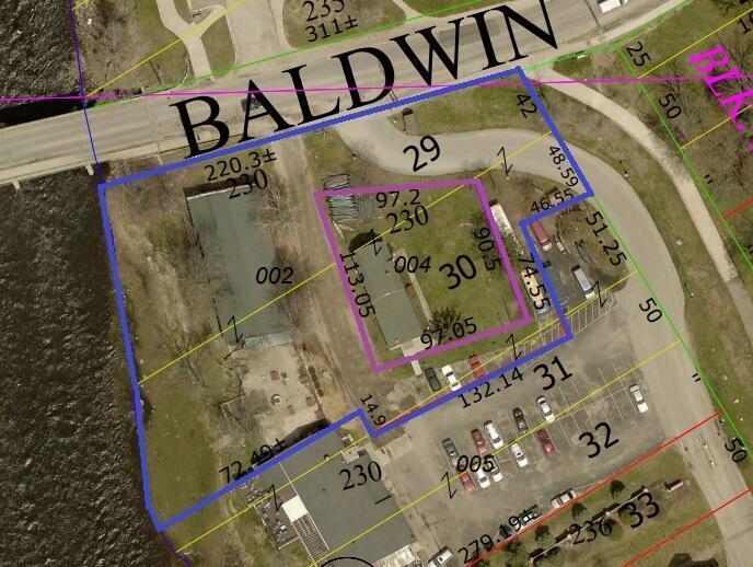 Image 3: Lot Lines 226 Baldwin St