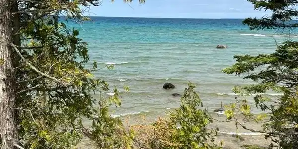 00 N Cathead Bay