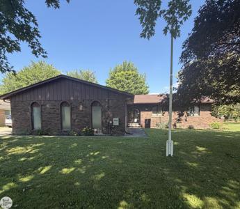 5374 Pointe Drive