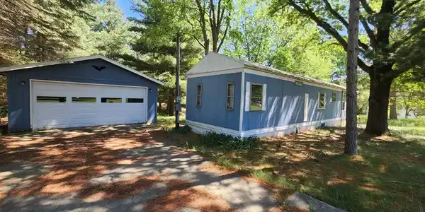 5996 E Ford Lake Drive